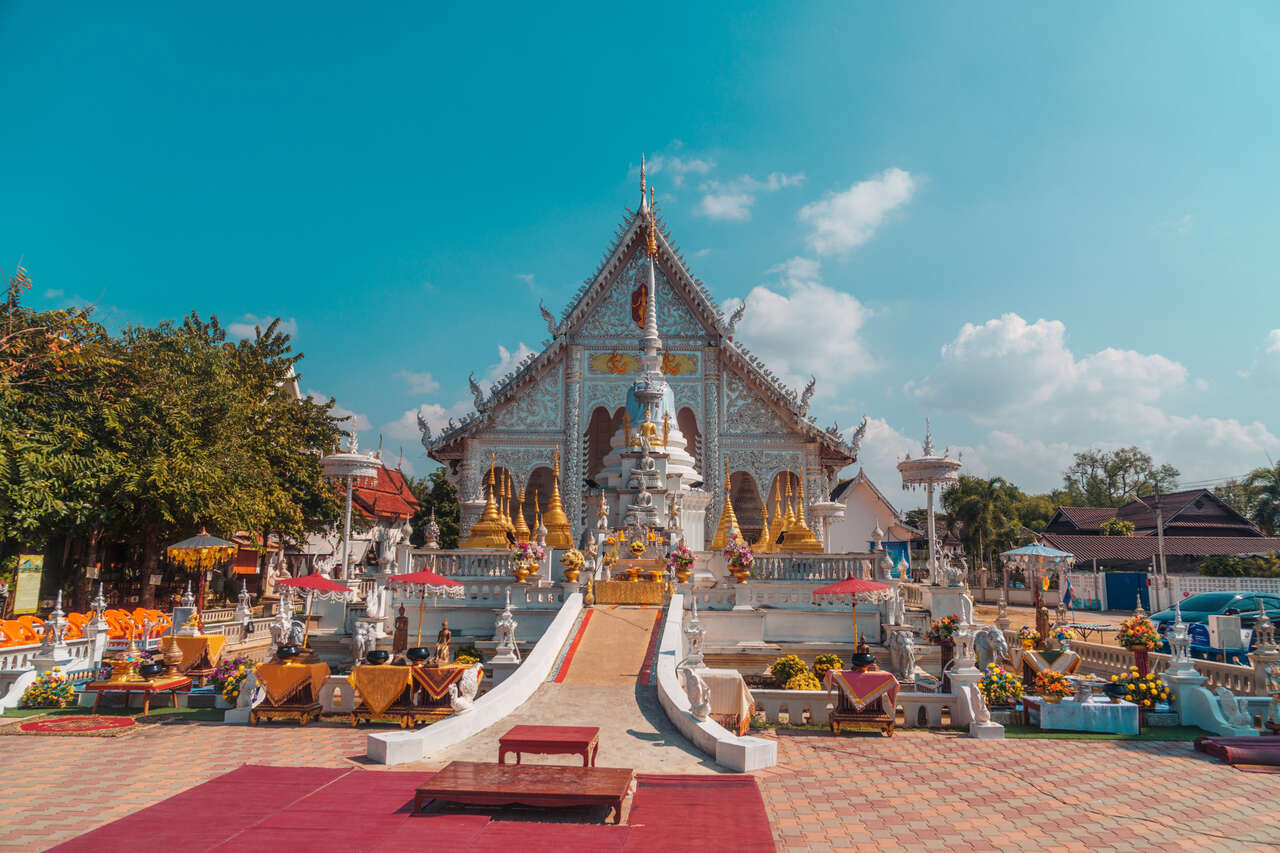 Experience Lampang’s safe sites with guided tours